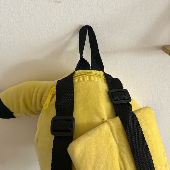 Pikachu backpack - Picture 5 of 5